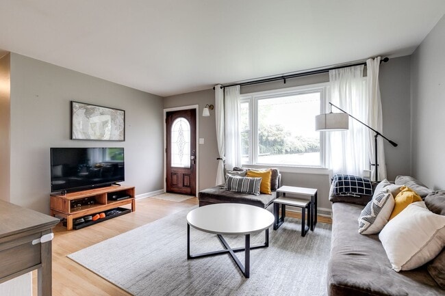 Photo - Charming 3 Bedroom Rancher Available Early...