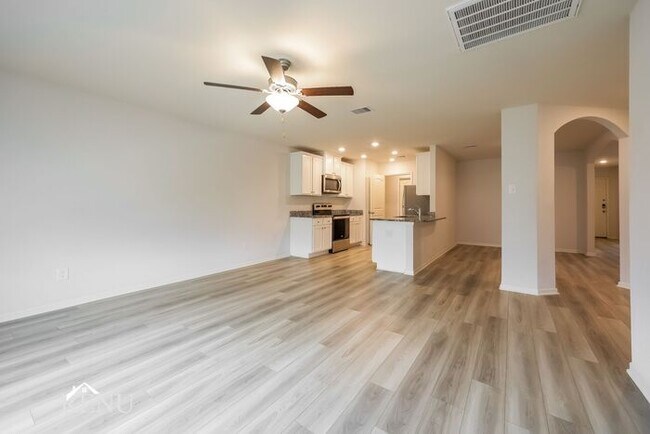 25353 Cypress Bend Dr