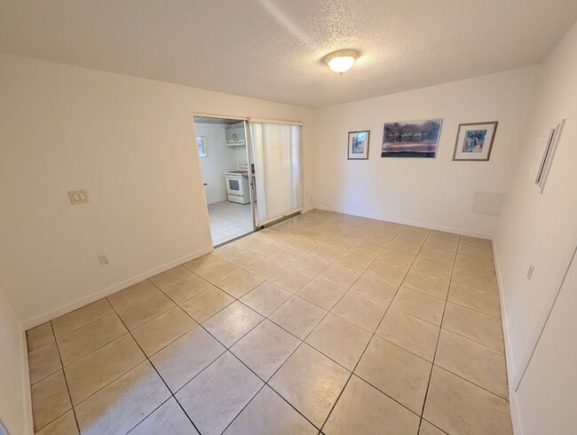Photo - 1818 Rhoades Terrace Unit 1818 Rhoades Ter, #B