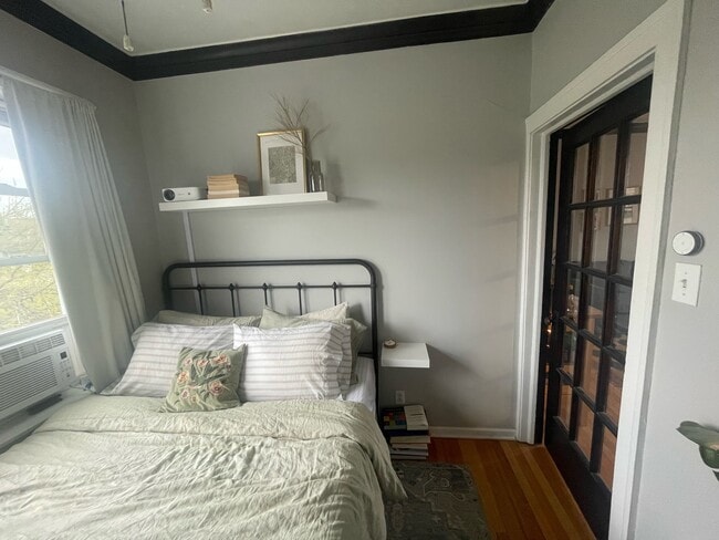 Photo - 2520 N Sawyer Ave Unit 3C