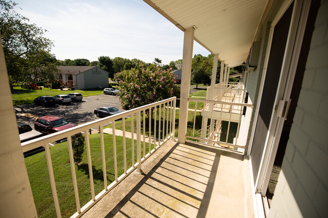 Rustic Village Apartments & Townhomes