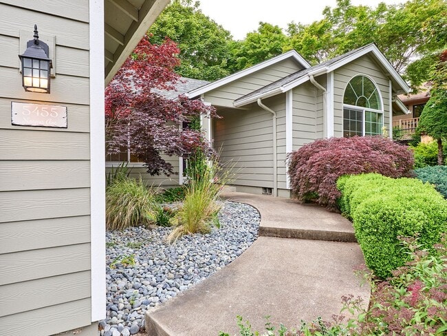 Photo - 3 bed, 2 bath single-level home in South Salem