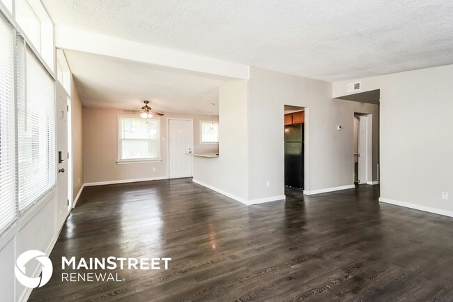 Photo - 100 Taney Dr