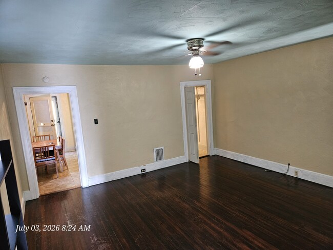 Photo - 621 Melwood Ave Unidad 2nd Fl