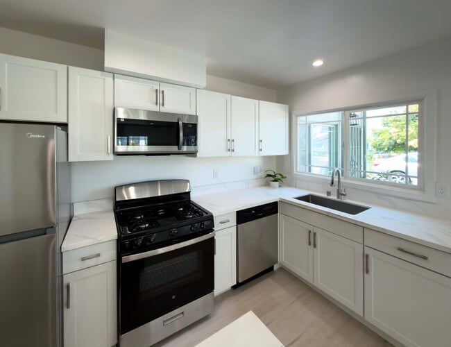 Photo - 1266 S Muirfield Rd Unit 1266