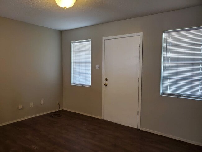 Photo - Southern Terrace - Just around the corner from Airline and Shed Road