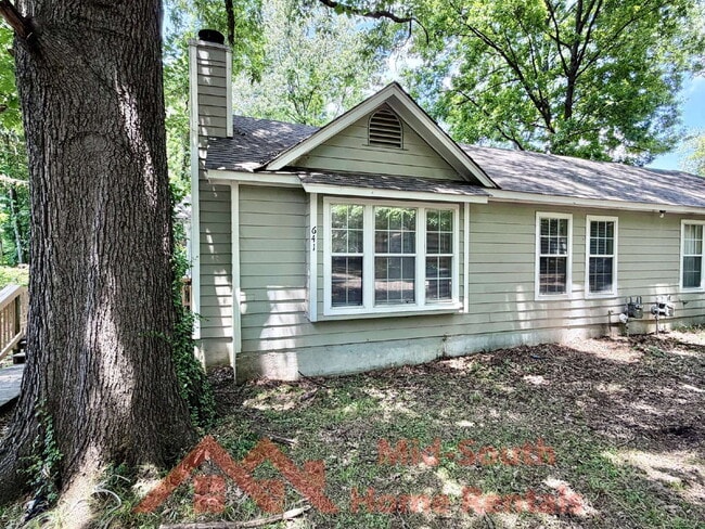 Photo - 641 Lagrange Pk Cv