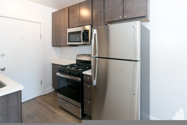 Photo - 2639 N Spaulding Ave Unit 2645-1E