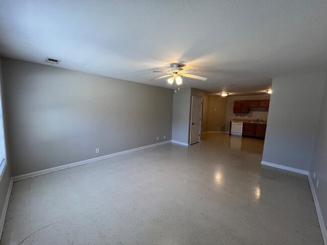 Photo - 9101 Pembroke Oak Grove Rd Unit 3E