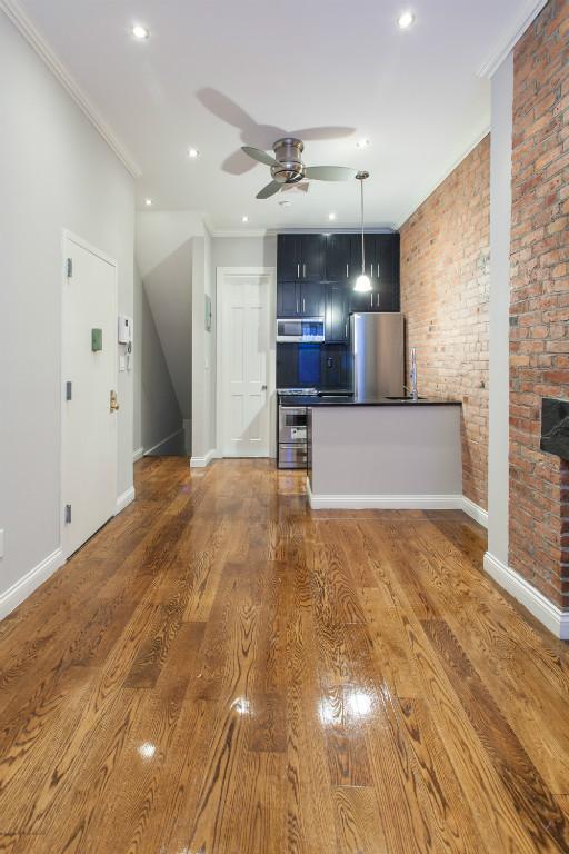 Photo - 279 E 10th St Unit 2