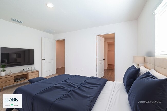 465 Kensington View Dr