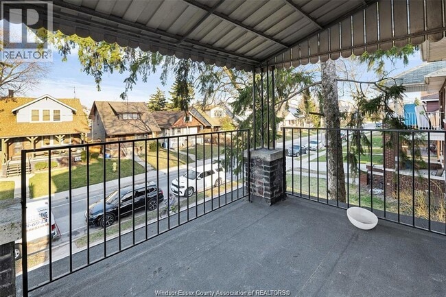 Photo - 1041 Bruce Ave