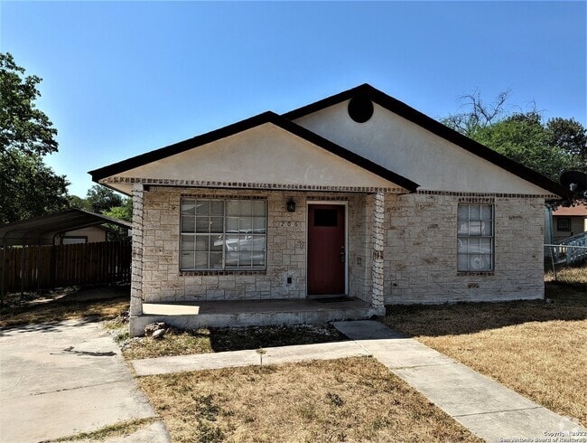 Building Photo - 206 Rivertree Rental