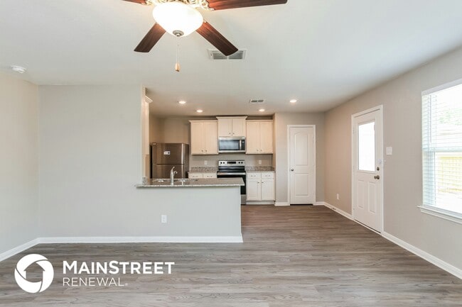 Photo - 3119 Begonia Bend