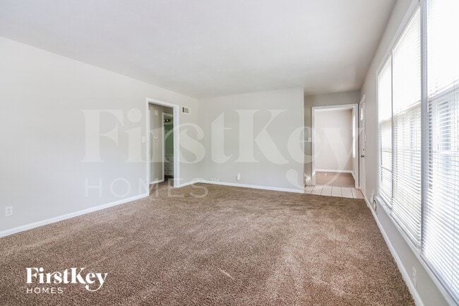 Photo - 3508 S Leslie Ave