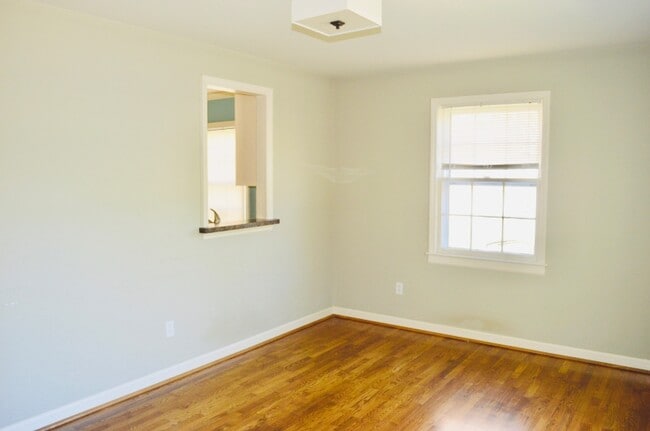 Photo - 716 S 14th St