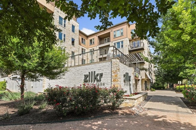 Building Photo - 1900 Barton Springs Rd Unit 3013 Rental