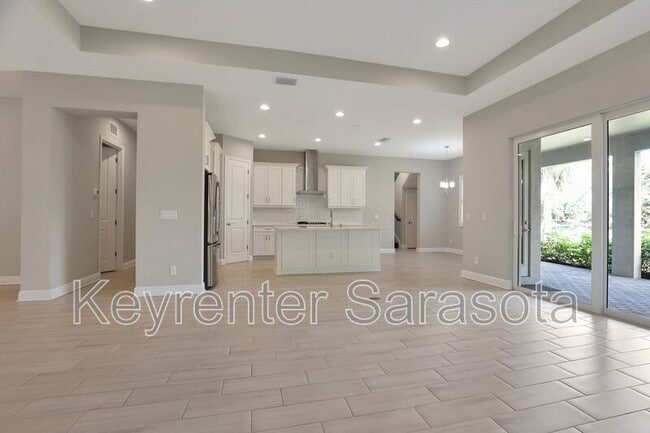 Photo - 6133 Lungo Lago Dr