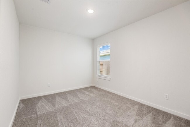 Building Photo - 3111 W Frontier Ln