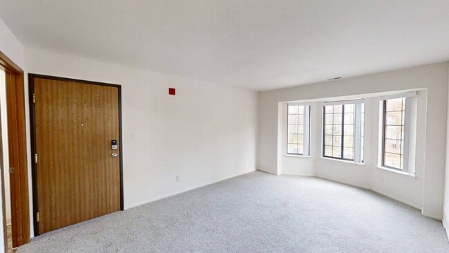 Photo - Tanglewood Apartments