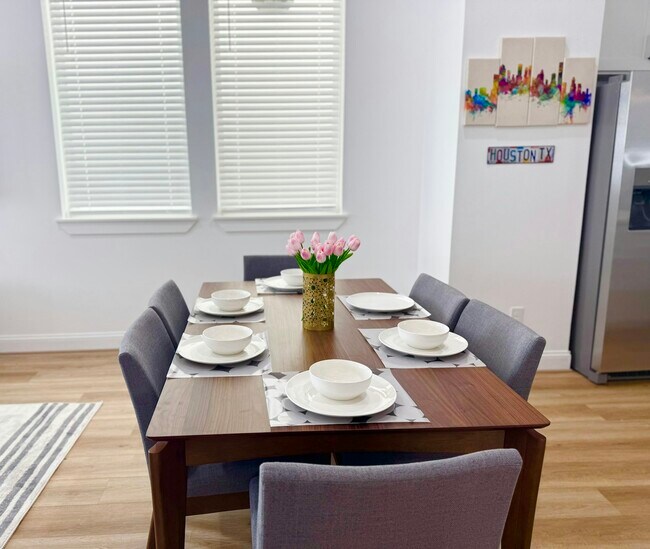 Photo - 6346 Culberson St