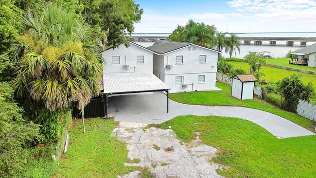 Photo - 1882 Lake St Unidad SI ID1094236P