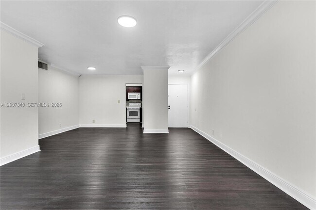 Photo - 13715 Kendale Lakes Cir Unidad A-211