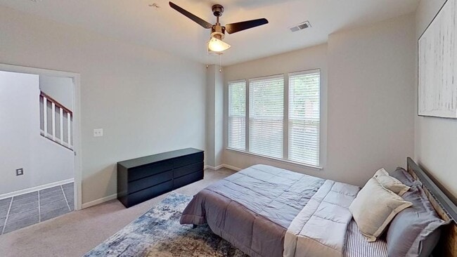 Photo - 2 Mustang Dr