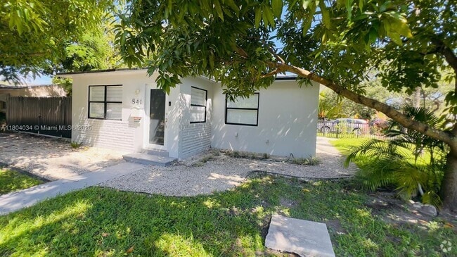 Building Photo - 841 S 24th Ave Rental
