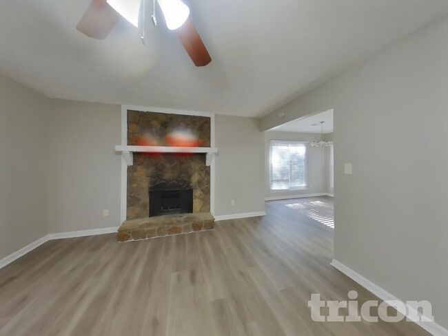 Photo - 236 Independence Dr