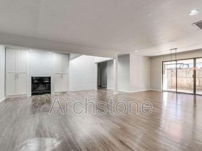 Photo - 3225 Castle Rock Rd