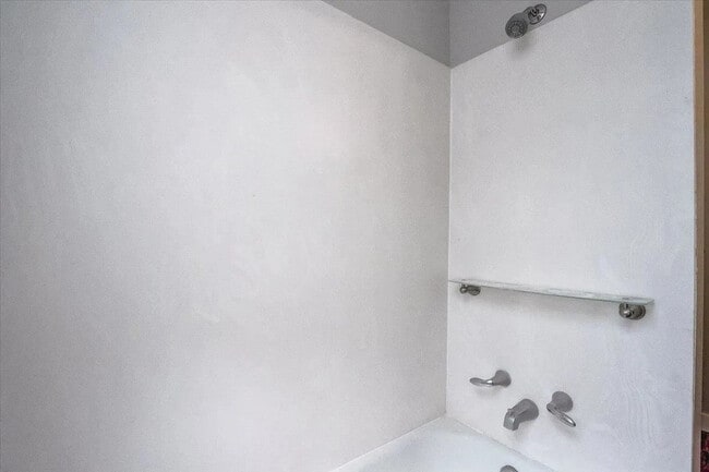 Baño - 2210 Winnebago St Unidad 2