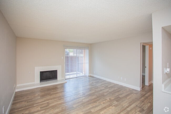 1HAB, 1BA - 701SF - A1 - Vine Apartments