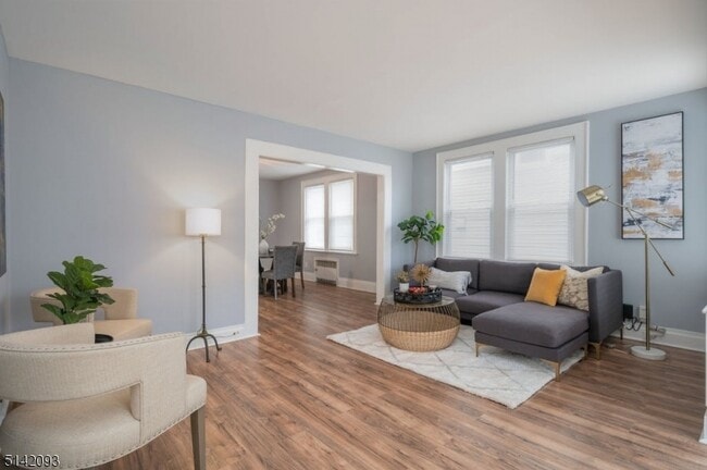 Photo - 252 Ampere Pkwy Casa