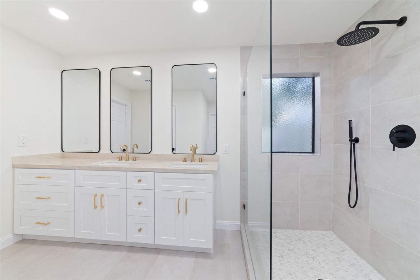 Photo - 15651 Whitewater Ln