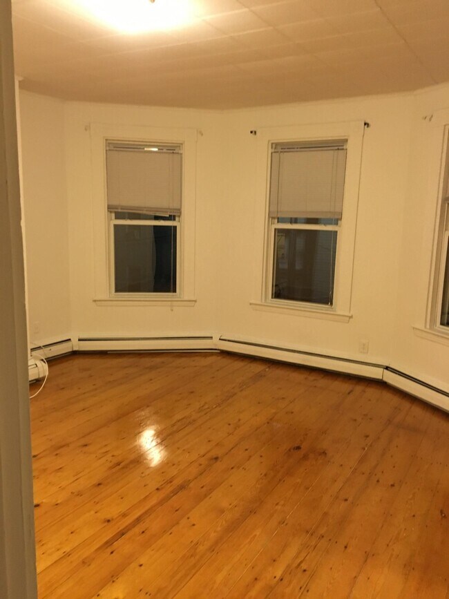 Photo - 54 Portsmouth St Condo Unit 2
