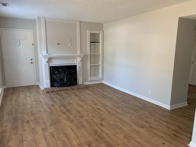 Photo - 5793 Brentwood Trce Unit 5793