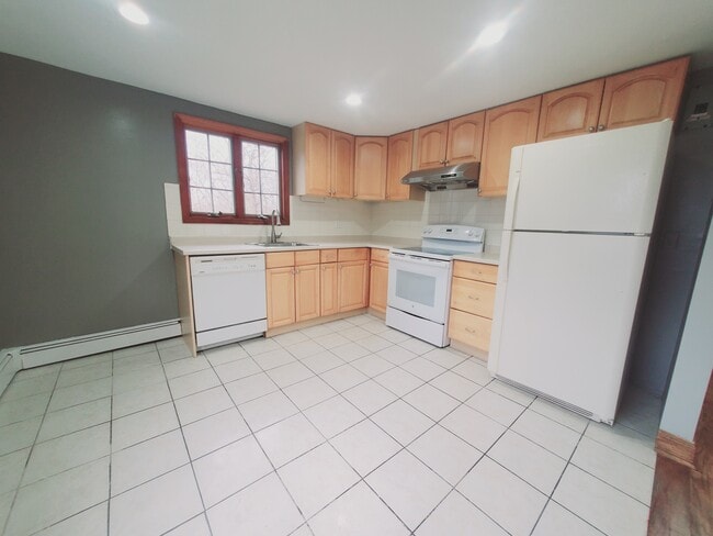 Photo - 17 Linden St Unidad 2