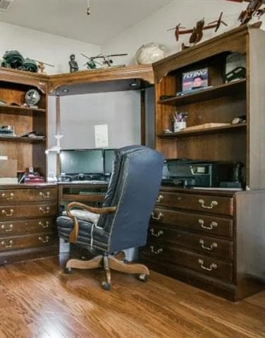 Photo - 204 Colonial Ln