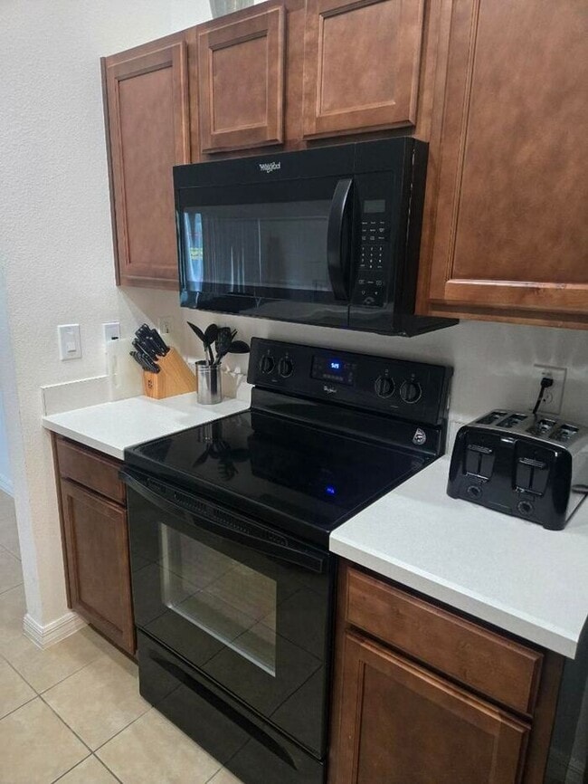 Photo - Furnished 4-Bedroom Pool Home in Davenport...