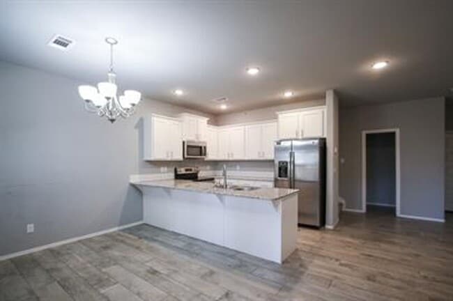 Photo - The Perfect Rental in Rupple Meadows!