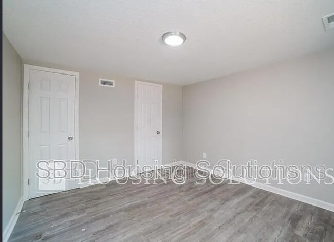 Photo - 11500 Anderson St