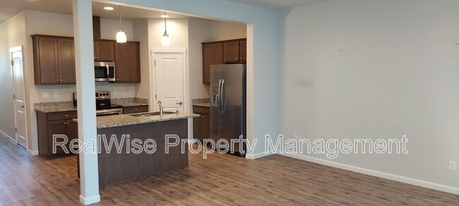 Photo - 5909 NE 57th Ave