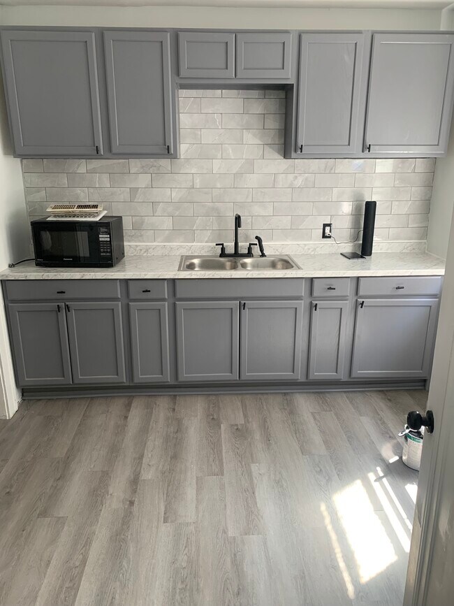 Photo - 3518 Bedford St