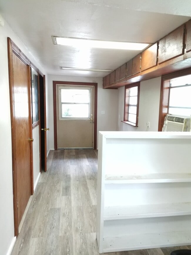 Photo - 3/2 Near Downtown Cleburne!