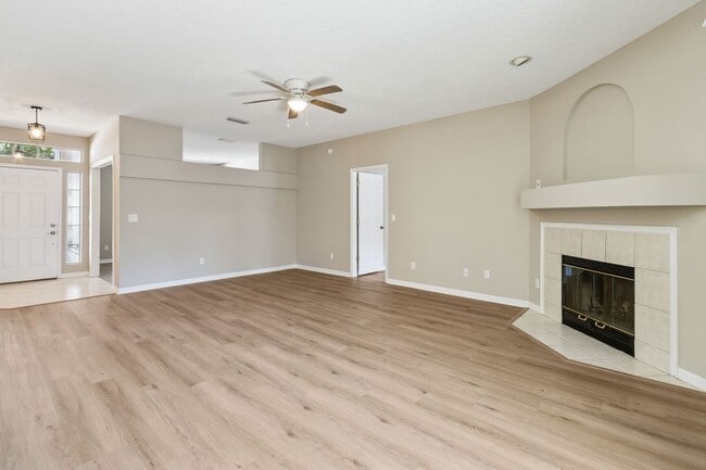 Photo - Central Island, 4 Bedroom + Office