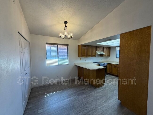 Photo - 375 S Main St Unit #4