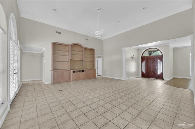 Photo - 33 Condor Ave