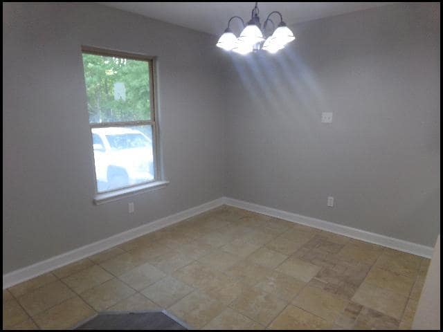 Photo - 185 Charles Dr