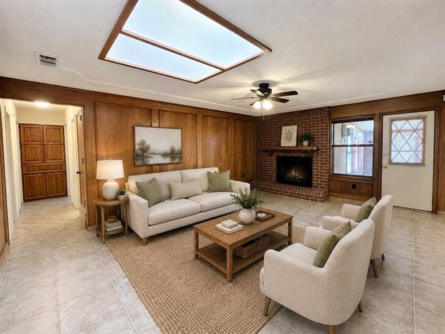 Photo - 3904 Woodbury Ct